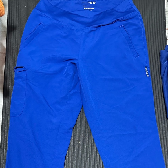 6 pair blue scrub pants - Picture 2 of 6